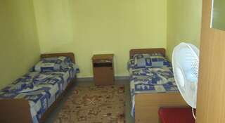 Гостиница Причал 38 Джубга Двухместный номер эконом-класса с 1 кроватью или 2 отдельными кроватями-4