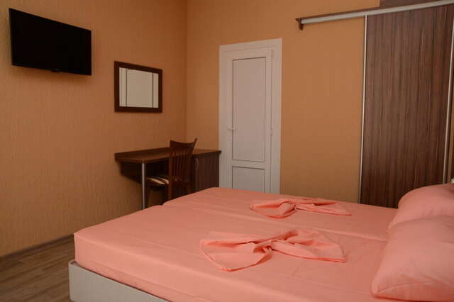 Гостиница Причал 38 Джубга-48