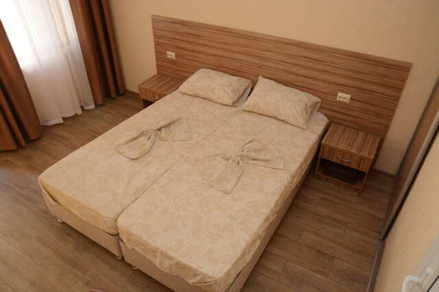 Гостиница Причал 38 Джубга-40